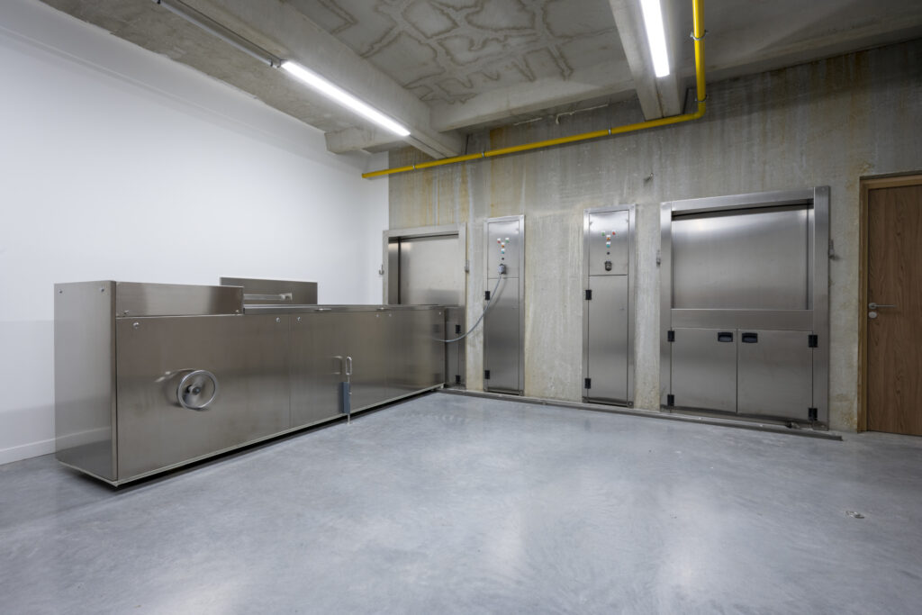 ATI Industries - Table crématoire